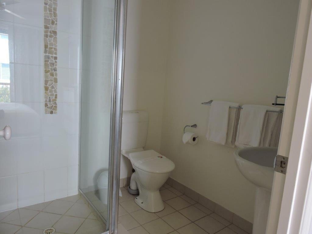 Koola Beach Apartments Bargara Εξωτερικό φωτογραφία
