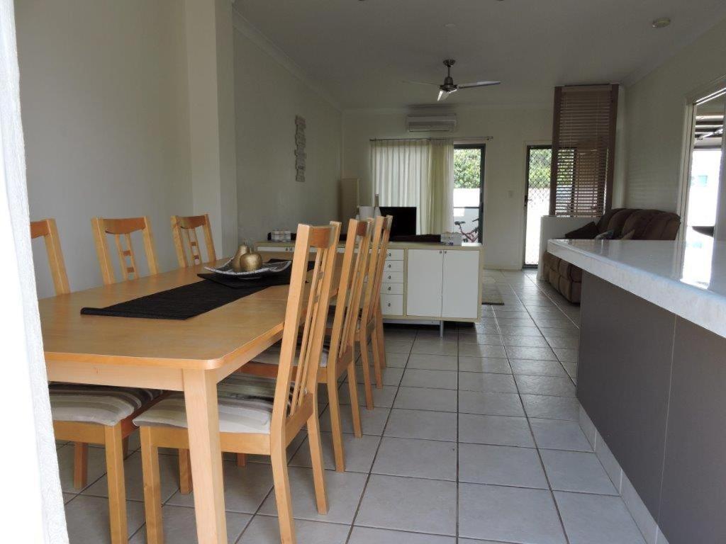 Koola Beach Apartments Bargara Εξωτερικό φωτογραφία