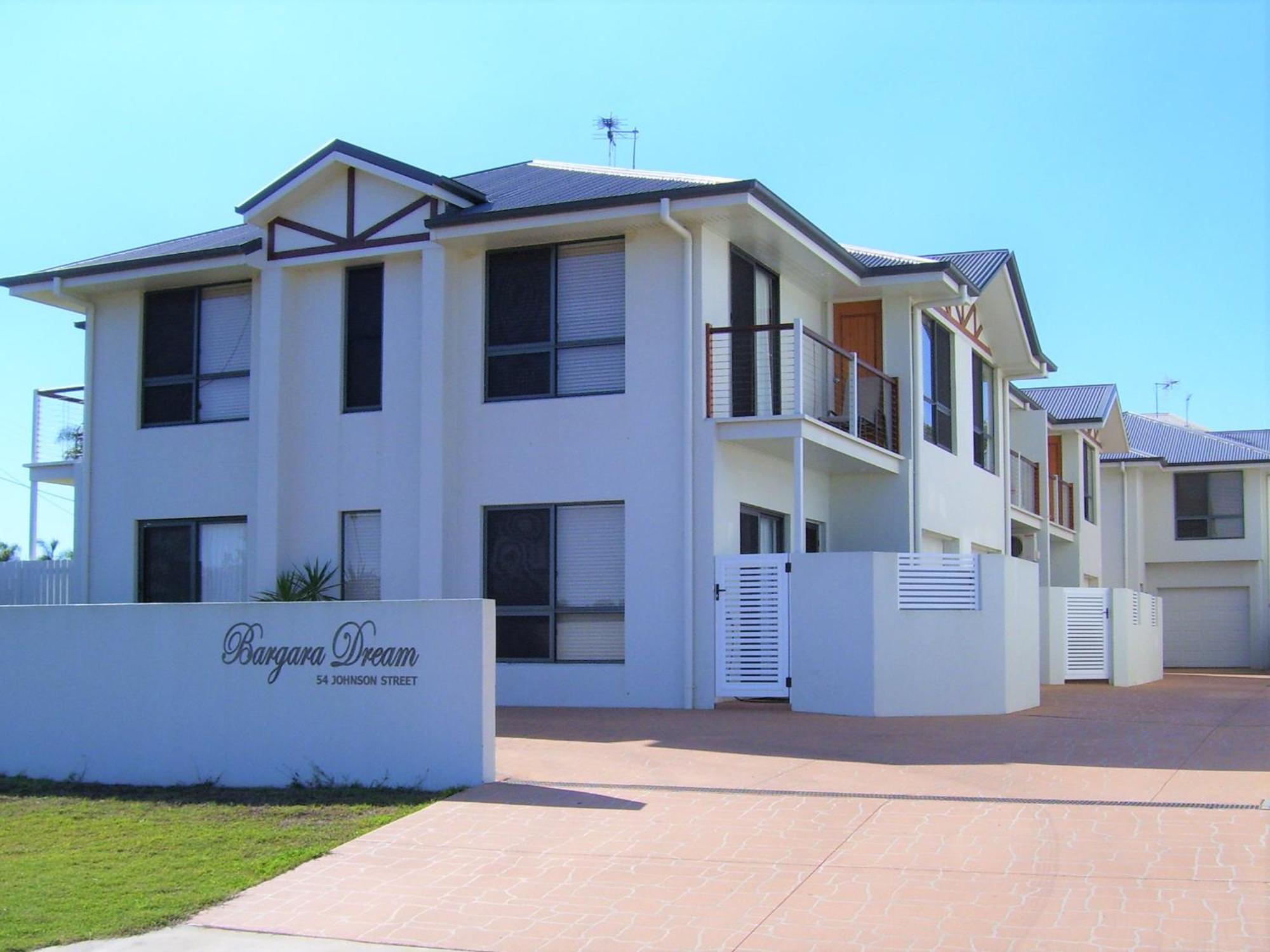 Koola Beach Apartments Bargara Εξωτερικό φωτογραφία