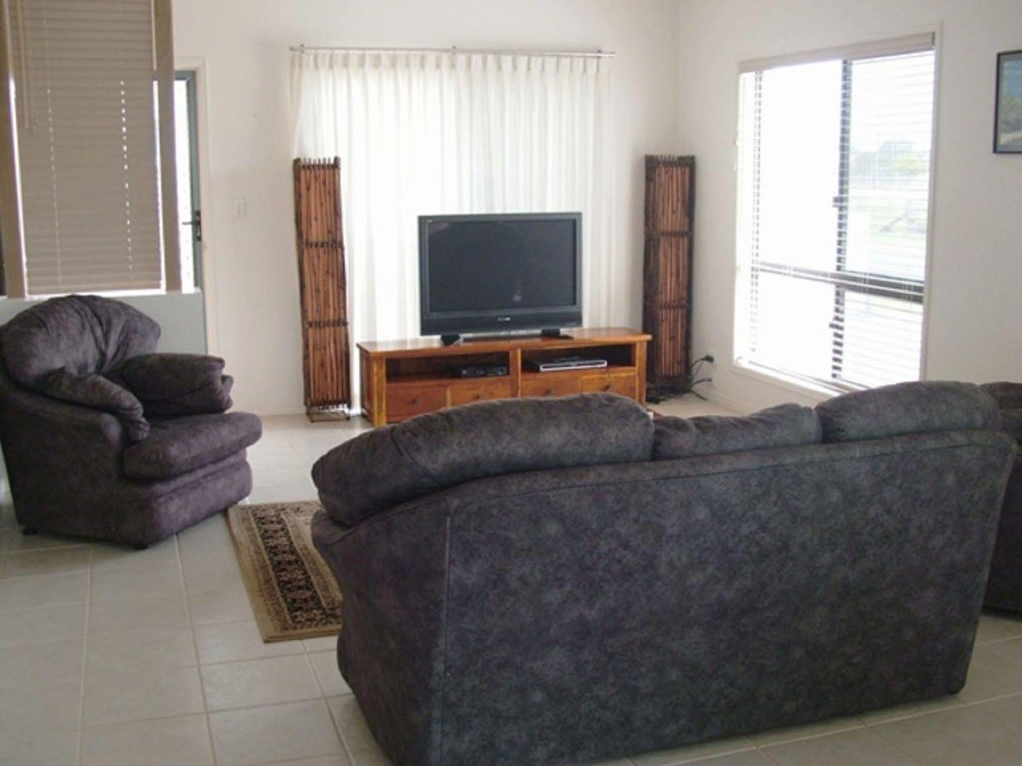 Koola Beach Apartments Bargara Εξωτερικό φωτογραφία