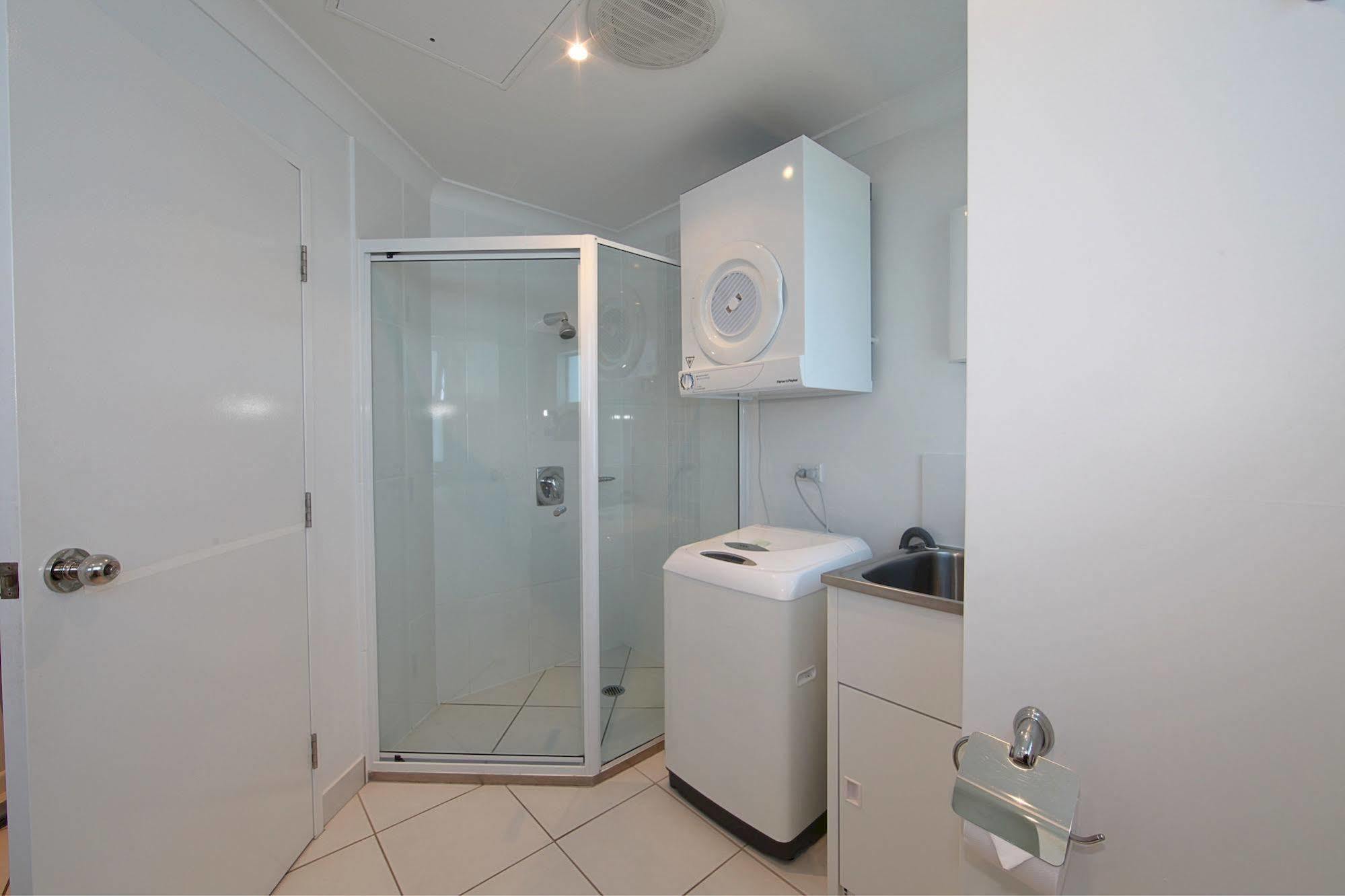 Koola Beach Apartments Bargara Εξωτερικό φωτογραφία
