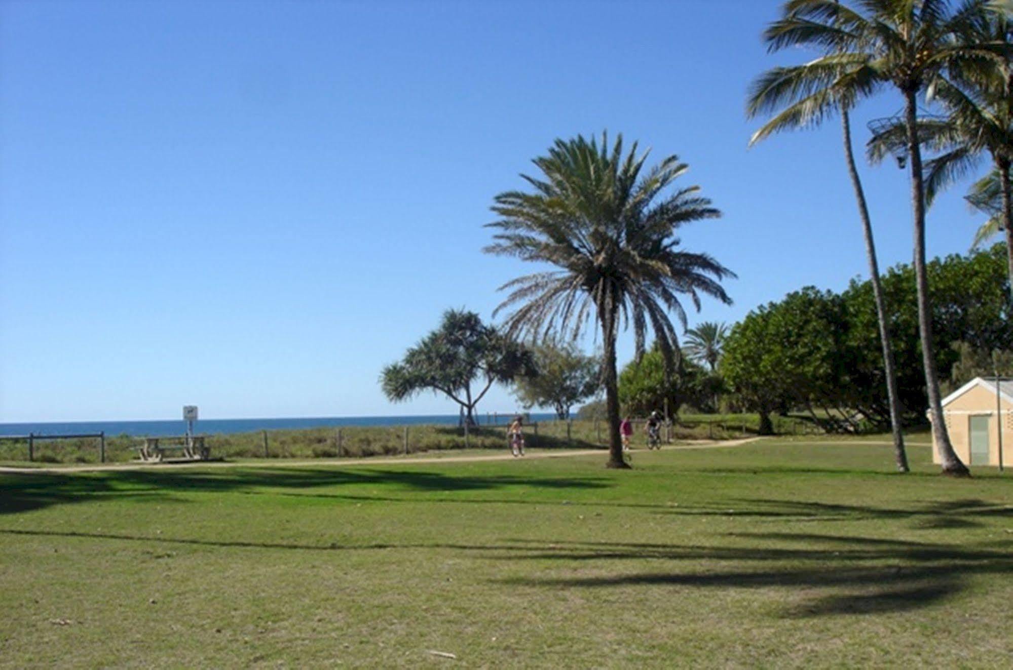 Koola Beach Apartments Bargara Εξωτερικό φωτογραφία